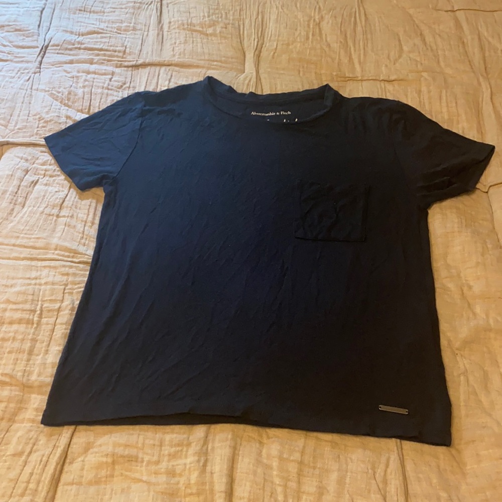 Abercrombie and Fitch Tee (XS)